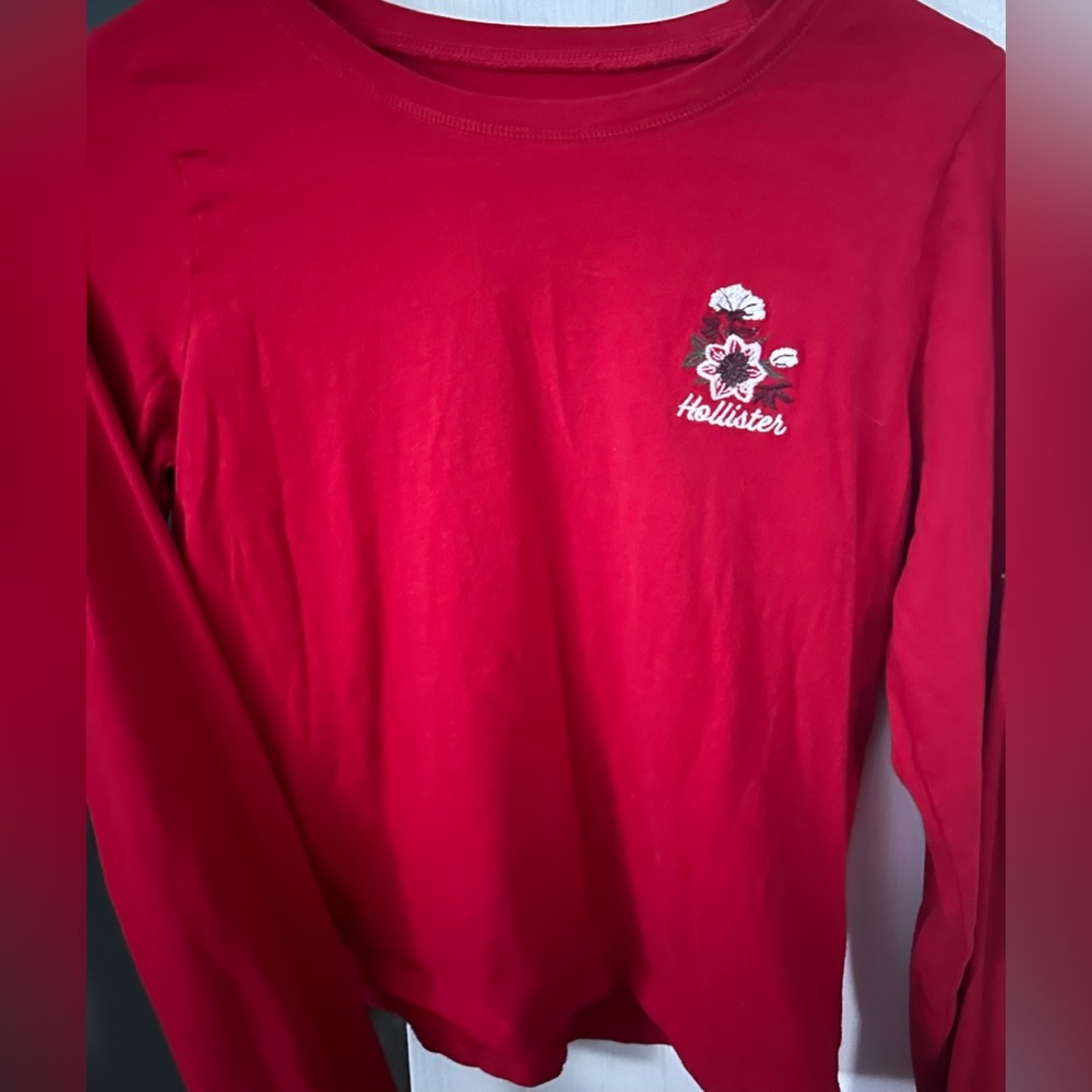 Red long sleeve never worn